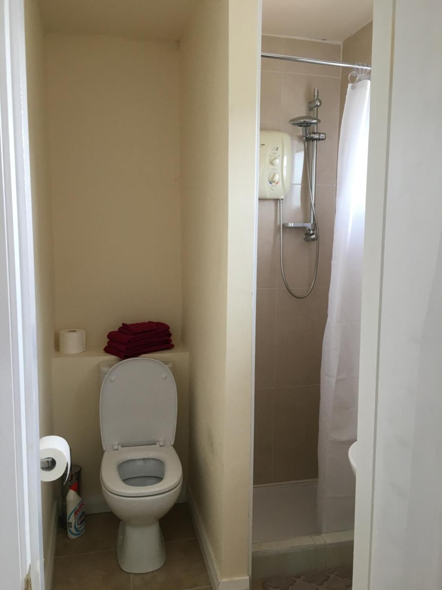 Private Double Rooms & Twin Rooms Rahoon Голуэй Экстерьер фото